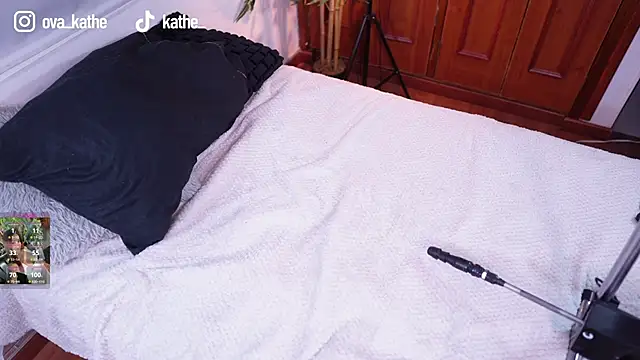 Lucy fit online show from November 12, 2025, 11:03 am