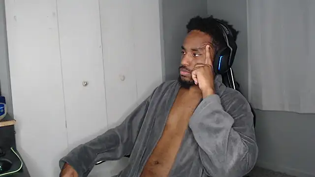 Snapshot of ChrisVacher chatting on December 4, 2024, 6:27 am ChrisVacher online show from December 4, 2024, 6:27 am