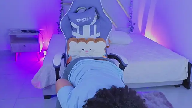 DannaBerry online show from October 29, 2025, 3:44 pm