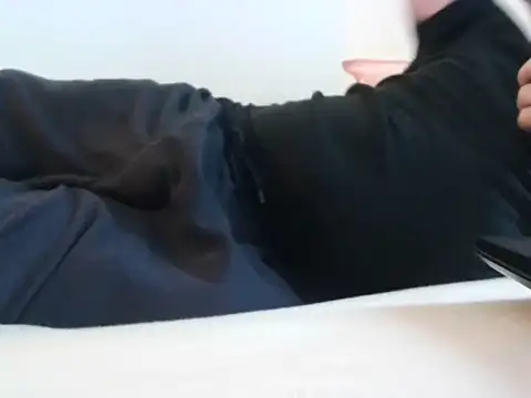 ScalicHat69 online show from November 17, 2025, 7:34 am