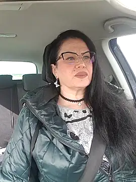 x  KHALEESI  x online show from March 5, 2026, 8:55 am