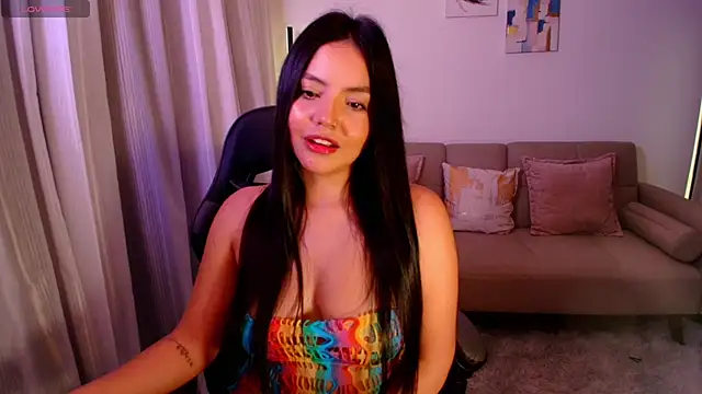 Snapshot of NinaMichelle chatting on November 11, 2025, 11:09 pm NinaMichelle online show from November 11, 2025, 11:09 pm