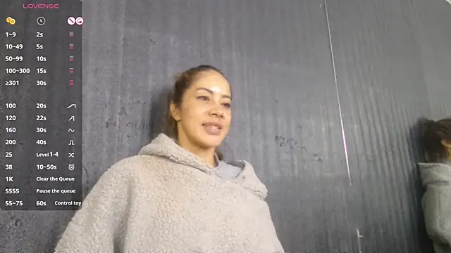 Snapshot of Niki_La_Rose chatting on September 13, 2025, 4:23 am Niki La Rose online show from September 13, 2025, 4:23 am
