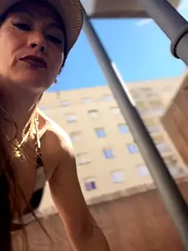 Snapshot of angelitasexy81 chatting on April 3, 2026, 2:12 pm angelitasexy81 online show from April 3, 2026, 2:12 pm