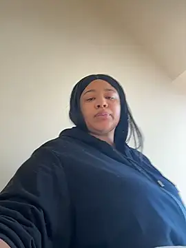 Snapshot of IamSashaLuv chatting on January 10, 2026, 12:11 pm IamSashaLuv online show from January 10, 2026, 12:11 pm