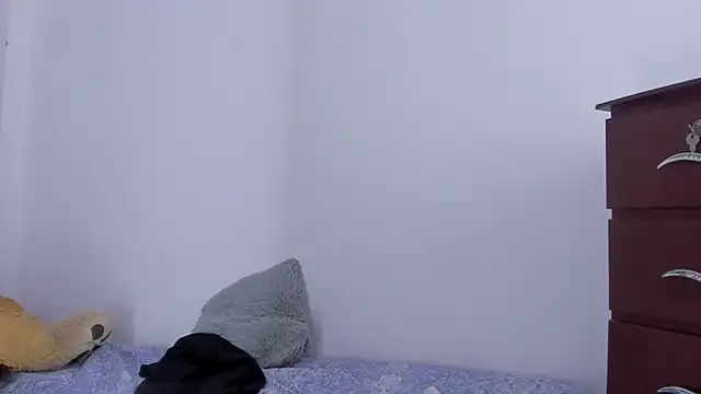 Emma lean online show from September 21, 2025, 1:38 pm