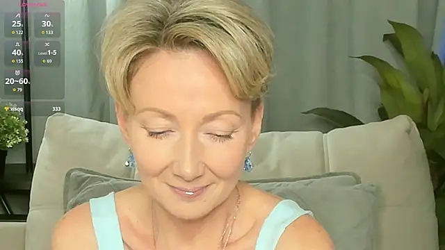 AkexandraFix online show from June 1, 2026, 1:55 pm
