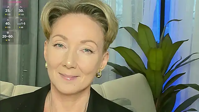 Snapshot of AkexandraFix chatting on January 16, 2026, 1:04 pm AkexandraFix online show from January 16, 2026, 1:04 pm