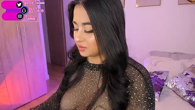 Snapshot of Queen_liana chatting on January 9, 2025, 5:23 am Queen liana online show from January 9, 2025, 5:23 am