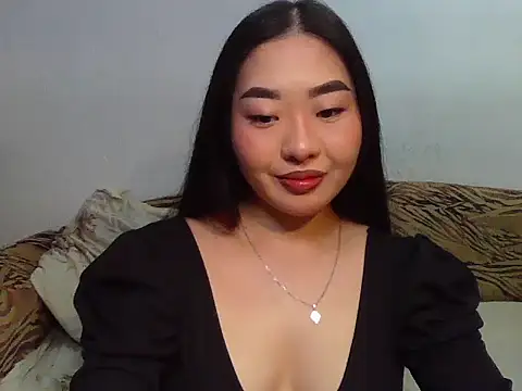 Snapshot of Aleksa_Blackdream chatting on October 19, 2025, 8:50 am Aleksa Blackdream online show from October 19, 2025, 8:50 am