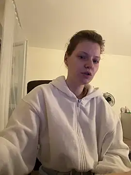 MaryHiggins online show from October 14, 2025, 3:34 pm