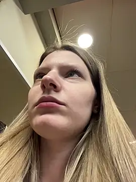 MaryHiggins online show from March 23, 2026, 1:44 pm