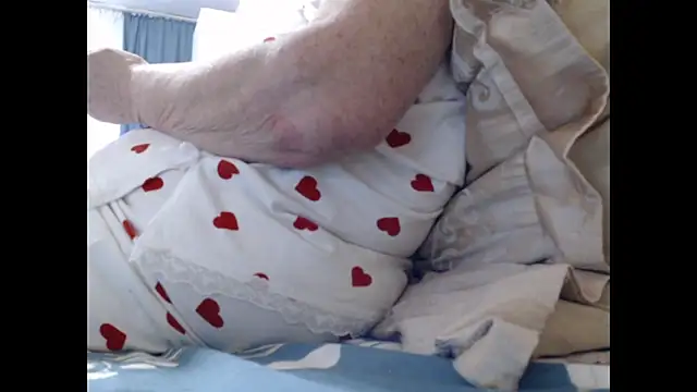 Snapshot of Anabelldestiny chatting on February 11, 2026, 12:16 pm Anabelldestiny online show from February 11, 2026, 12:16 pm