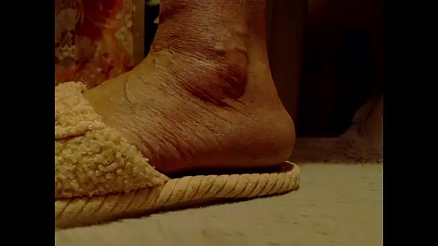 Snapshot of Anabelldestiny chatting on March 1, 2026, 6:13 am Anabelldestiny online show from March 1, 2026, 6:13 am