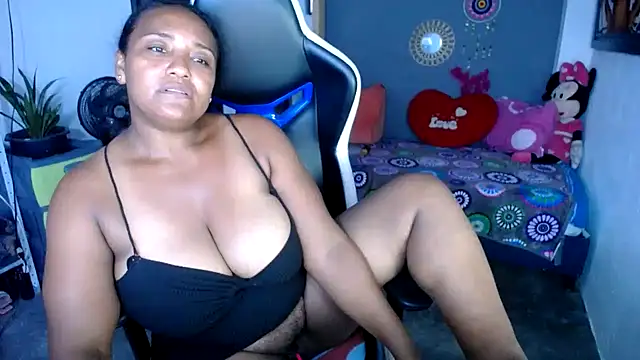 Snapshot of marysol83 chatting on March 8, 2026, 2:04 am marysol83 online show from March 8, 2026, 2:04 am