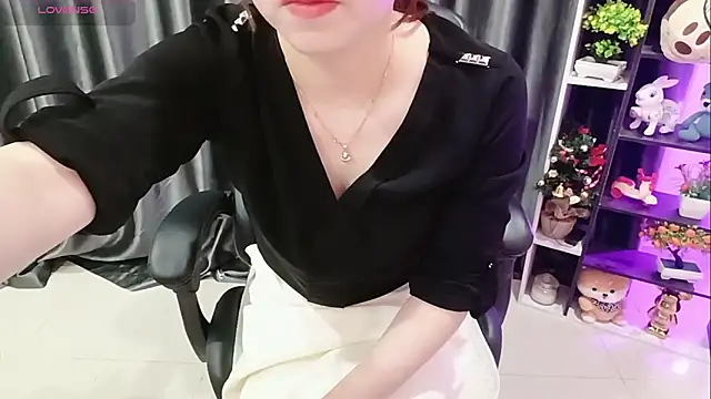 Yuki-yio online show from April 4, 2026, 1:23 am