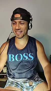 Snapshot of thommerxxx chatting on September 27, 2025, 5:46 am thommerxxx online show from September 27, 2025, 5:46 am