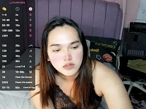 MoaningKylie online show from February 25, 2026, 3:51 am