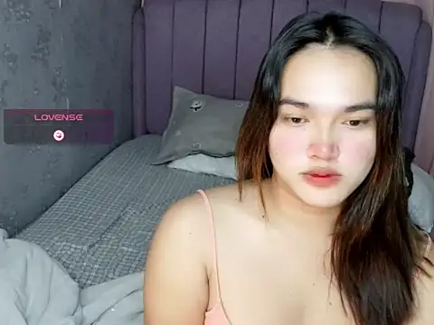 MoaningKylie online show from March 4, 2026, 3:14 am