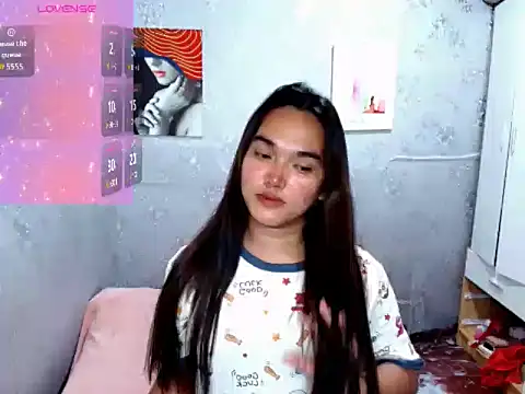 MoaningKylie online show from October 6, 2025, 3:51 am