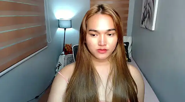 MoaningKylie online show from December 13, 2024, 2:21 am