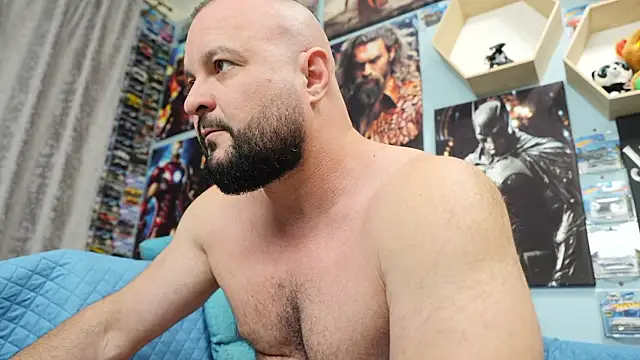 Snapshot of Muscle_Bear chatting on October 2, 2025, 3:59 pm Muscle Bear online show from October 2, 2025, 3:59 pm