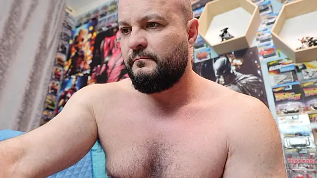 Muscle Bear online show from February 10, 2026, 5:12 pm