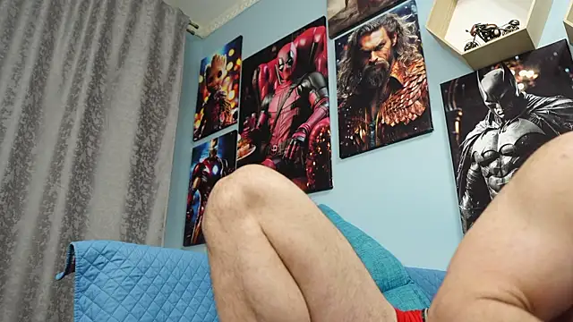 Snapshot of Muscle_Bear chatting on March 23, 2025, 5:21 am Muscle Bear online show from March 23, 2025, 5:21 am