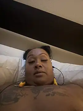 Nataliemarie12 online show from February 22, 2026, 2:19 pm