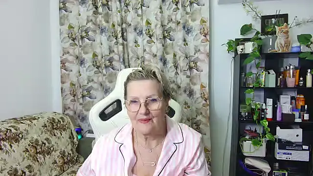 Selenna57 online show from March 15, 2025, 6:54 pm