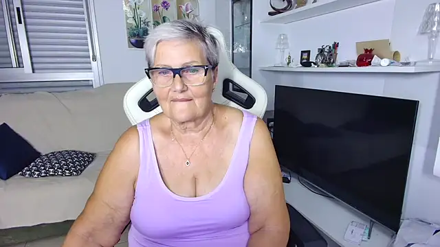 Selenna57 online show from July 12, 2026, 4:52 pm