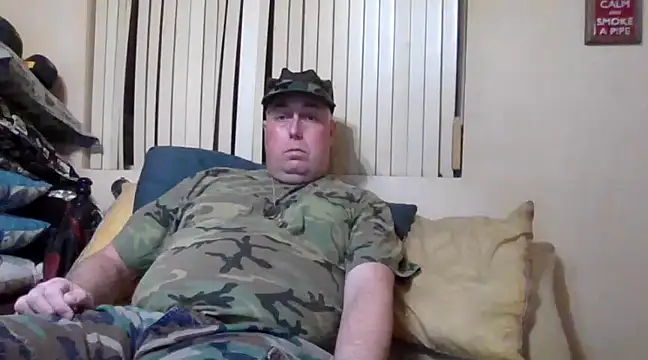 Snapshot of ThriilSergeant15 chatting on December 21, 2024, 2:30 am ThriilSergeant15 online show from December 21, 2024, 2:30 am