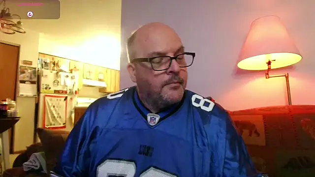 Snapshot of Ursulet_US chatting on September 23, 2025, 12:17 am Ursulet US online show from September 23, 2025, 12:17 am