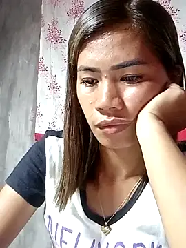 Snapshot of Cutie_body11 chatting on March 18, 2025, 5:34 am Cutie body11 online show from March 18, 2025, 5:34 am