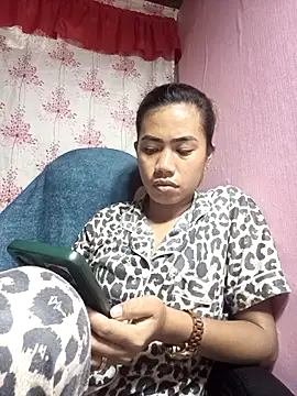 Snapshot of Cutie_body11 chatting on September 11, 2025, 12:43 am Cutie body11 online show from September 11, 2025, 12:43 am