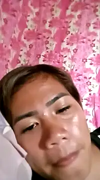 Snapshot of Cutie_body11 chatting on March 18, 2025, 2:29 am Cutie body11 online show from March 18, 2025, 2:29 am
