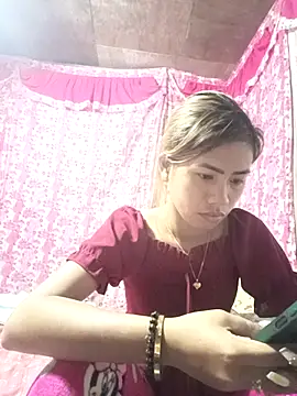 Snapshot of Cutie_body11 chatting on February 7, 2025, 11:45 pm Cutie body11 online show from February 7, 2025, 11:45 pm