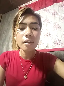 Snapshot of Cutie_body11 chatting on March 7, 2025, 12:15 am Cutie body11 online show from March 7, 2025, 12:15 am
