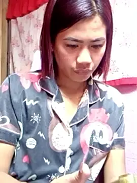 Cutie body11 online show from May 11, 2026, 12:01 am