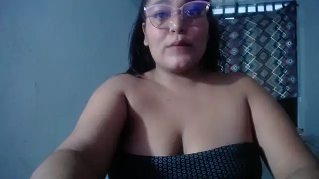 Snapshot of sirena_15 chatting on April 20, 2026, 10:11 pm sirena 15 online show from April 20, 2026, 10:11 pm