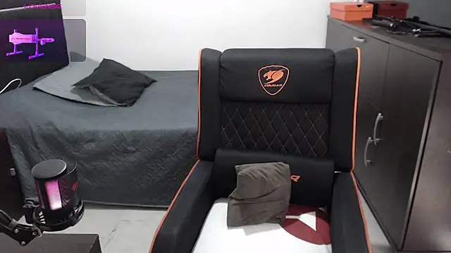 Snapshot of xxbbtaa chatting on March 7, 2026, 7:41 pm xxbbtaa online show from March 7, 2026, 7:41 pm