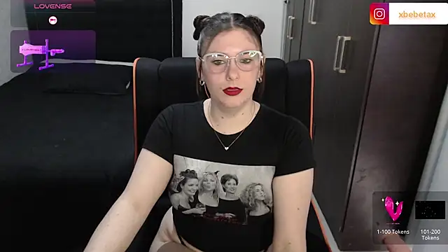 Snapshot of xxbbtaa chatting on September 19, 2025, 6:56 pm xxbbtaa online show from September 19, 2025, 6:56 pm