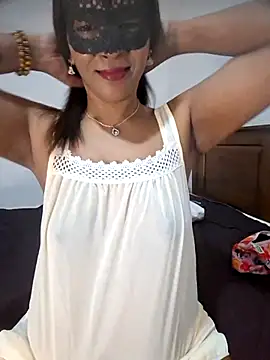 naughtyjaanu online show from May 20, 2026, 1:57 am