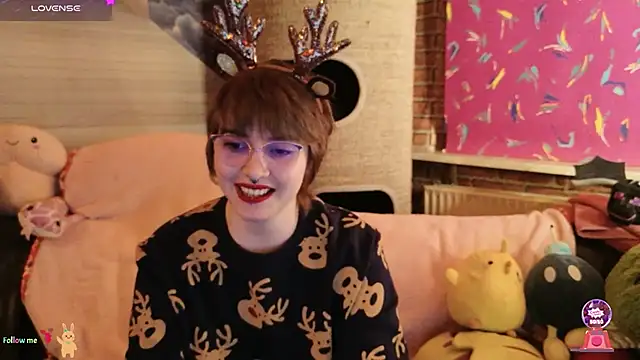 GamerGirl Eve online show from November 21, 2025, 6:18 pm