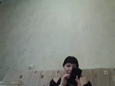JeaneDavis online show from May 15, 2026, 2:37 pm