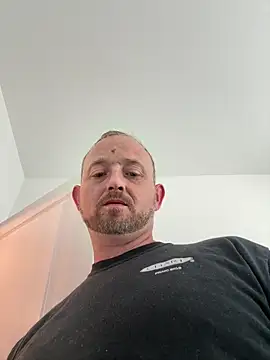 Snapshot of smokeymt420 chatting on September 18, 2025, 8:12 pm smokeymt420 online show from September 18, 2025, 8:12 pm