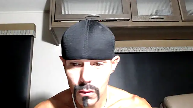Snapshot of ThickD2C chatting on May 23, 2026, 5:12 pm ThickD2C online show from May 23, 2026, 5:12 pm