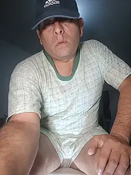 chicoguapo8 online show from July 10, 2026, 9:31 am