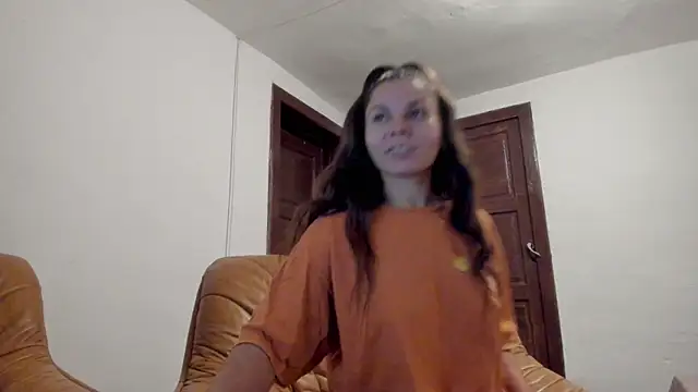Snapshot of EasyAcee chatting on September 21, 2025, 6:13 pm EasyAcee online show from September 21, 2025, 6:13 pm