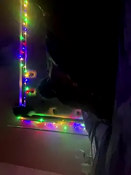 Flossy Vettie online show from September 26, 2025, 11:00 pm